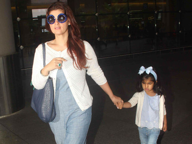You Won't Believe Who is Trolling Twinkle Khanna and For What