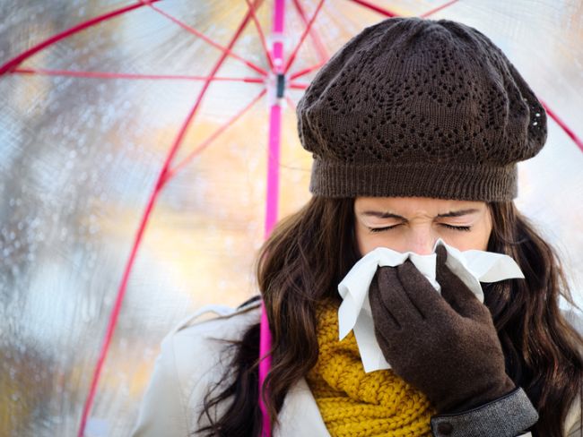 मॉनसून में बुखार हो सकता है वायरल, जानें क्या हैं लक्षण