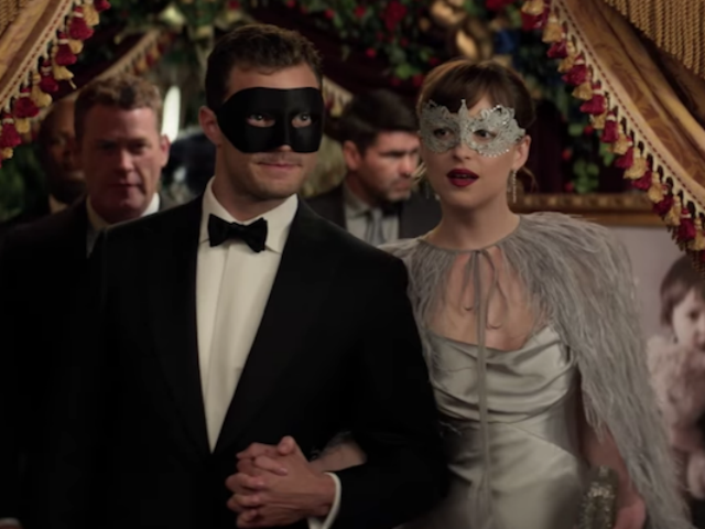 Viral: <i>Fifty Shades Darker</i> Trailer Sets New Record of Views in 24 Hours