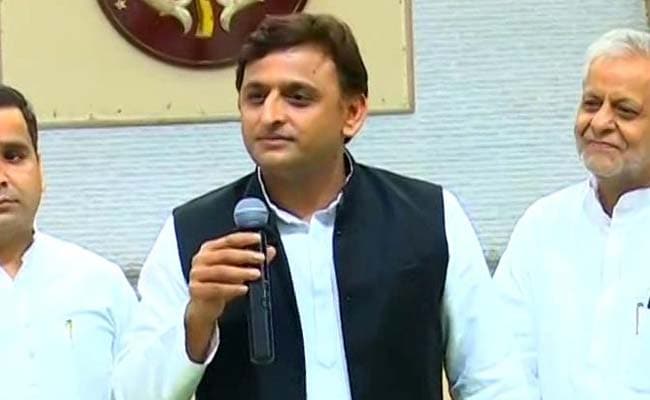 Deal Sympathetically With Those In Bank Queues: Akhilesh Yadav To Officials