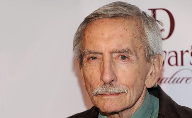 Pulitzer-Winning Playwright Edward Albee Dies At 88: Media