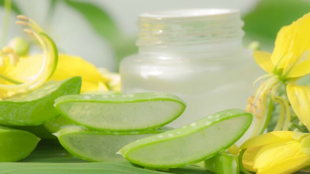 Aloe Vera Juice For Immunity: इम्यूनिटी को मजबूत बनाने में मददगार है एलोवेरा जूस, ये हैं अन्य फायदे