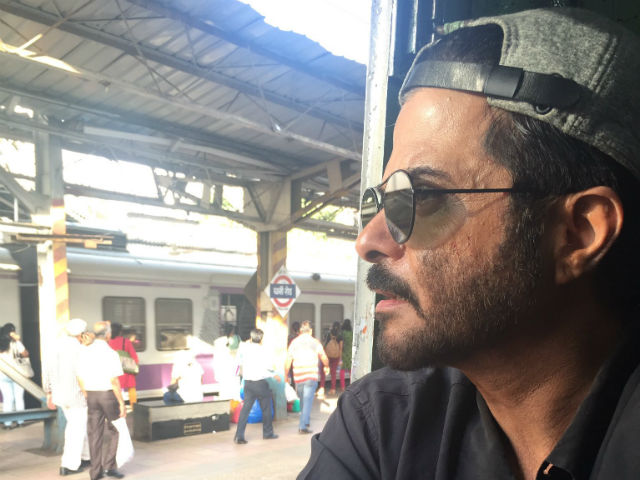 Anil Kapoor Took Mumbai Local Home to Avoid <i>Visarjan</i> Traffic. See Pics
