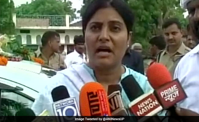 Minister Anupriya Patel Says Convoy Attacked At Roadshow, No security Given