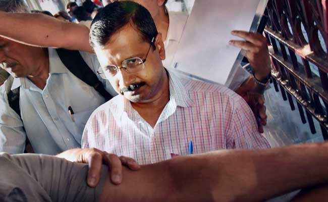 'Anarchist Kejriwal Doesn't Respect Constitution': Congress