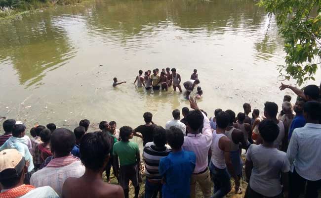 4 Killed, Over 12 Feared Dead After Bus Falls Into Pond in Bihar's Madhubani