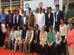 ग्रीन पार्क पर भारत के 500वें टेस्ट के दौरान पूर्व कप्तान हुए सम्मानित... ग्रीन पार्क पर भारत के 500वें टेस्ट के दौरान पूर्व कप्तान हुए सम्मानित...