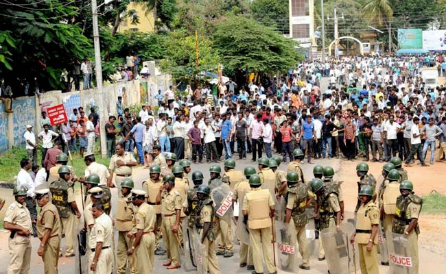 Top Court Warns Karnataka, Tamil Nadu Against 'Violent Agitations' Over Cauvery Water Dispute