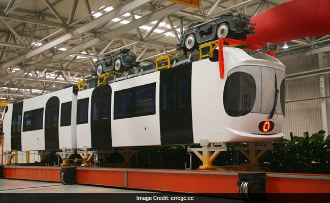 China Rolls Out Its First Sky Train