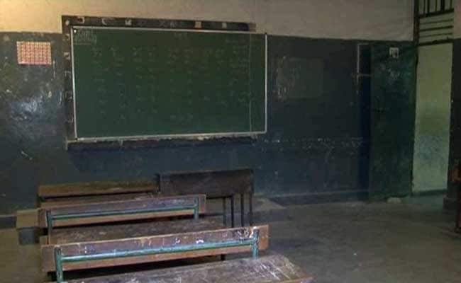 650px x 400px - In Remote Jammu And Kashmir School, Only 2 Teachers For 200 Tribal Students