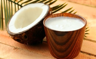 Why You Should Drink Coconut Milk This Summer: Easy Recipe To Make It At Home