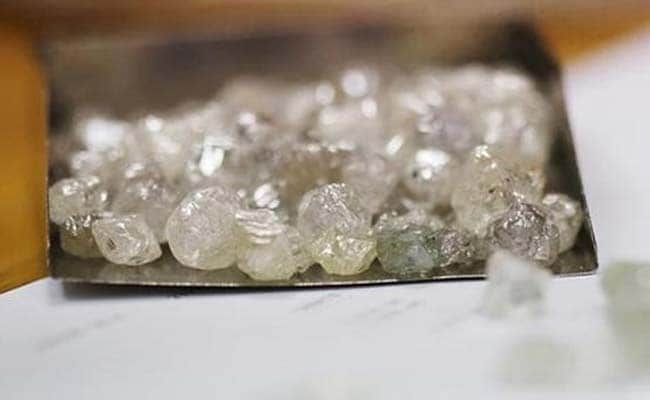 Diamonds Worth Rs 2 Crore Stolen In Delhi's Preet Vihar