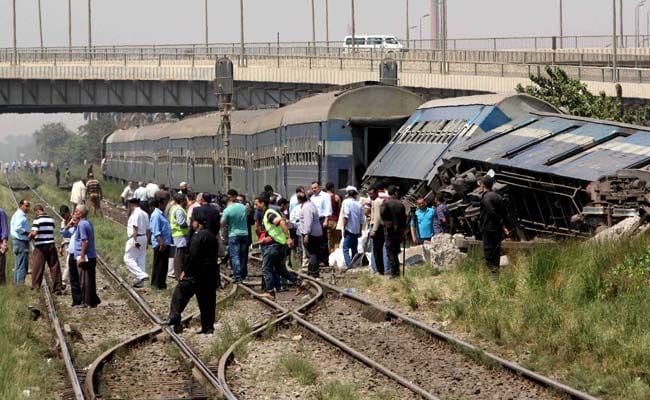 27 Dead In Egypt Bus, Train Accidents Before Holiday