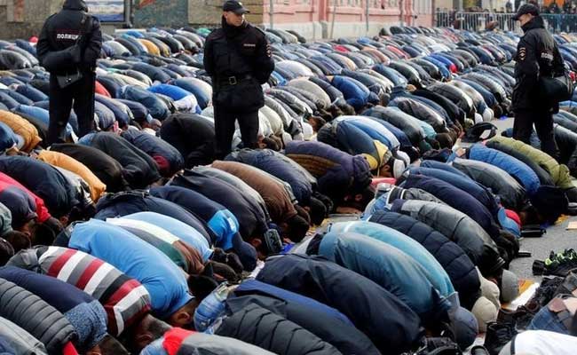 Muslims Around The World Celebrate Eid Al-Adha Holiday