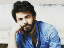 Fawad Khan, Not Shah Rukh, Will Apparently be First on <i>Koffee With Karan</i>