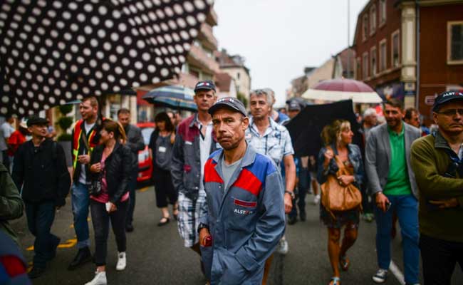 French Protesters In Last-Ditch Bid To Undo Labour Law