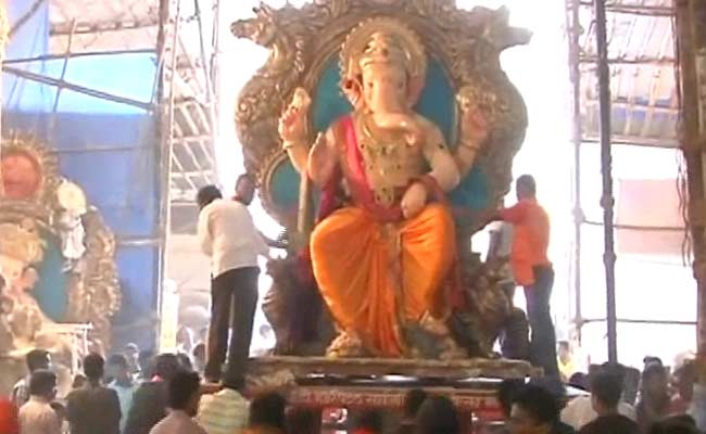 मुंबई में इको फ्रेंडली गणेशोत्सव : मिट्टी से बनी प्रतिमाओं की मांग सौ फीसदी बढ़ गई