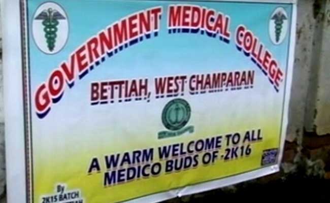 प्राइम टाइम इंट्रो : क्या ट्वीटर का भी असर अब ठंडा पड़ने लगा है?