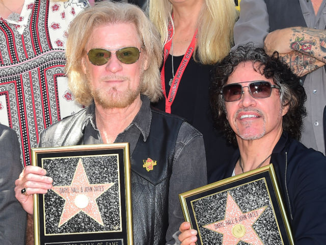 Rock Duo Hall & Oates Get Hollywood Walk of Fame Star