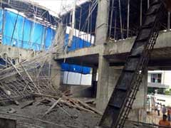 8 Injured As Scaffolding Collapses At Construction Site