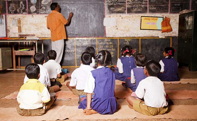 Students Learn Maths Via Video Lectures In Naxal-Hit Chhattisgarh