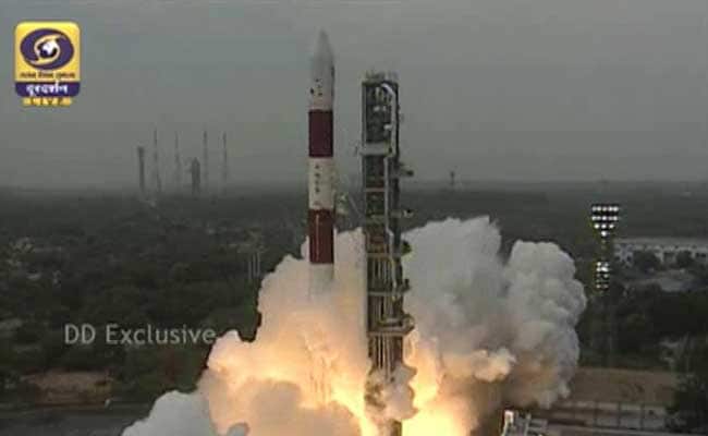 President Mukherjee, PM Modi Hail ISRO For Historic PSLV Launch