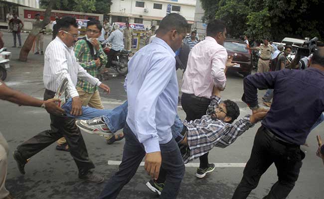 Jignesh Mevani, 125 Dalit Agitators Detained In Ahmedabad, Released Later