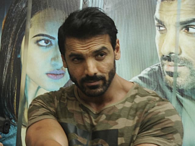 John Abraham Denies That He Slapped A Fan