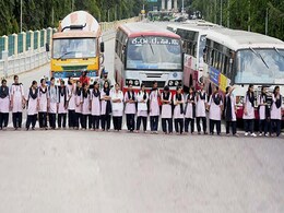 कर्नाटक बंद ने पूरी तरह ठप कर दिया बेंगलुरू को, सभी आईटी कंपनियों ने की छुट्टी : 10 खास बातें कर्नाटक बंद ने पूरी तरह ठप कर दिया बेंगलुरू को, सभी आईटी कंपनियों ने की छुट्टी : 10 खास बातें