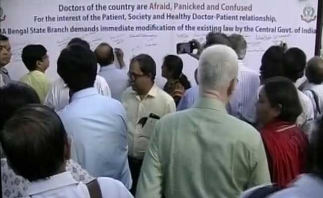 Doctor Charged In Molestation Case, Colleagues Seek Change In Law