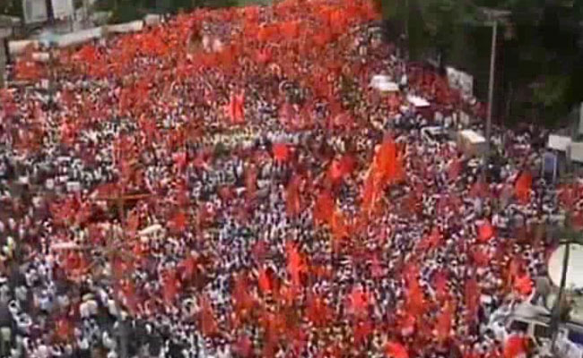 Maratha Protest For Quota Snowballs, Huge Rally Held In Pune