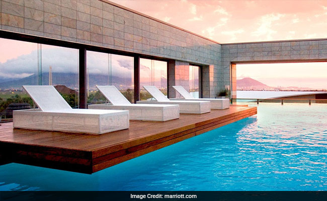 Marriott Buys Starwood, Becoming World's Largest Hotel Chain
