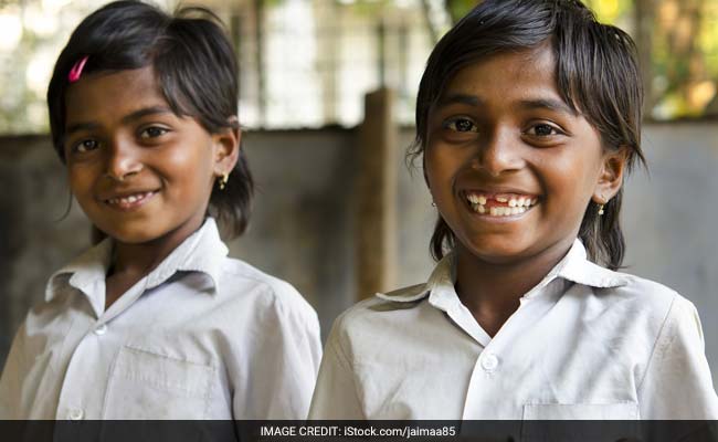 हिन्दी दिवस : 'खिचड़ी' को 'चावल मिश्रित दाल' लिखने की क्या जरूरत...