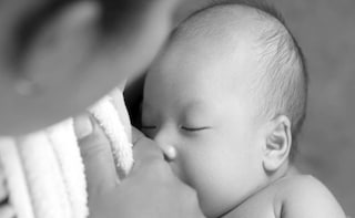 Breast-Feeding Protects Mothers From Cancer, Heart Attacks