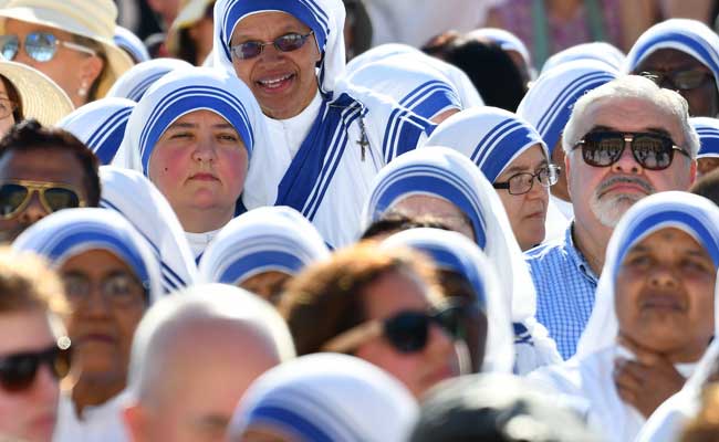 Thousands Gather In Rome To Celebrate Mother Teresa's Canonisation Today