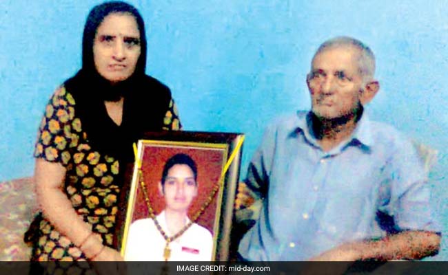 2013 Mumbai Acid Attack Victim's Parents Want Her Attacker Hanged