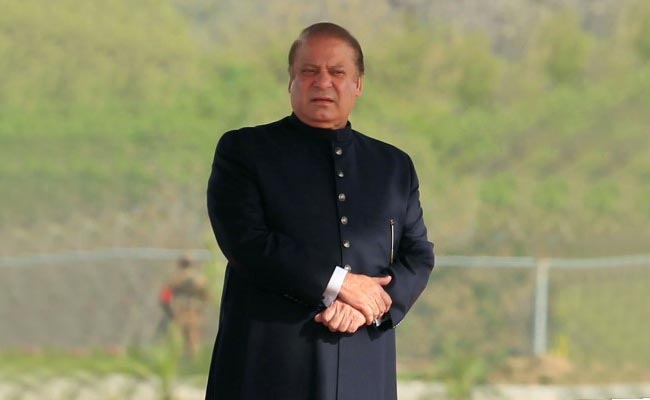 Chat With Donald Trump Won't Save Nawaz Sharif From Panama Scandal: Imran Khan