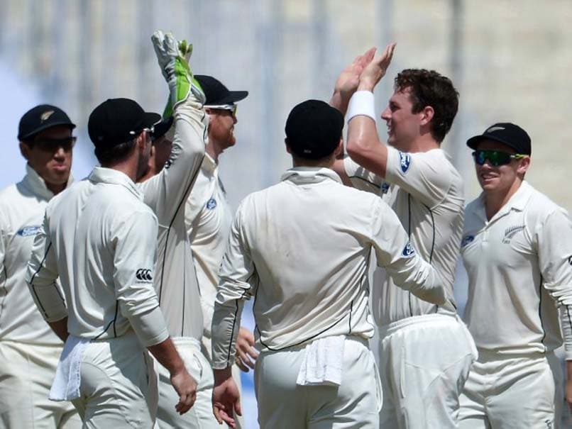 2nd Test: Matt Henry's Twin Blow Leaves India Reeling at Lunch
