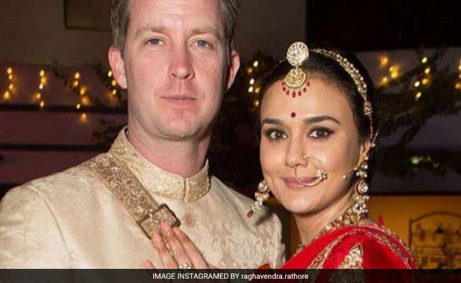 6 महीनों के बाद सामने आई प्रीति जिंटा की शादी की तस्वीरें, आपने देखीं क्या?