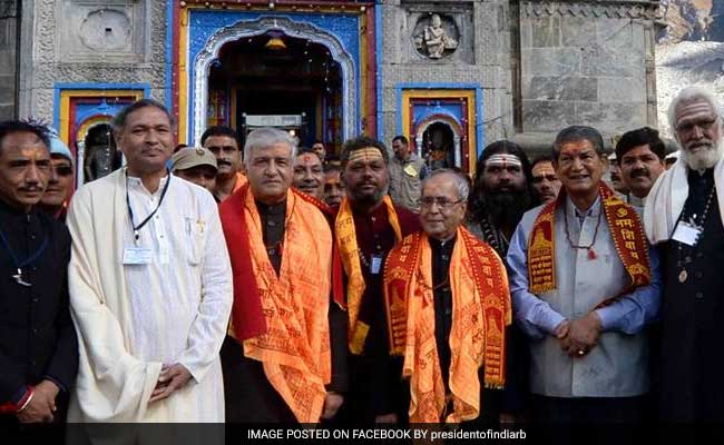 President Pranab Mukherjee Pays Obeisance At Kedarnath Shrine