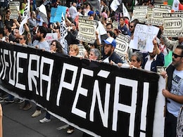 Thousands Protest For Mexican Leader To 'Resign Now' Thousands Protest For Mexican Leader To 'Resign Now'