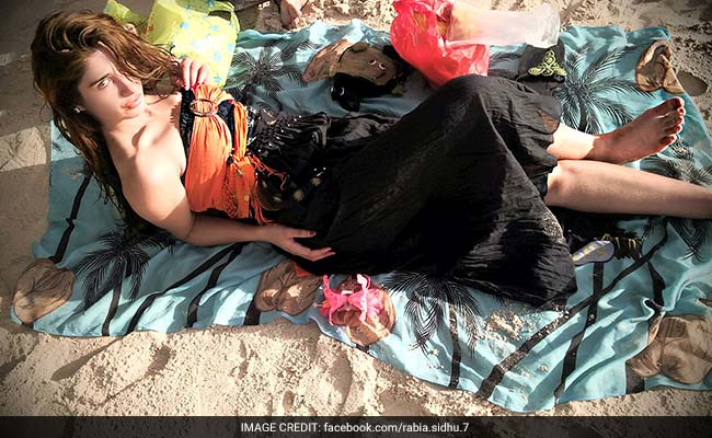 इंटरनेट पर छाईं पूर्व क्रिकेटर नवजोत सिंह सिद्धू की बेटी राबिया सिद्धू की फोटोज़