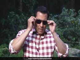 क्या आपने देखा सलमान खान का 'काला चश्मा', कह रहे हैं 'बार बार देखो फ्रीकी अली' क्या आपने देखा सलमान खान का 'काला चश्मा', कह रहे हैं 'बार बार देखो फ्रीकी अली'