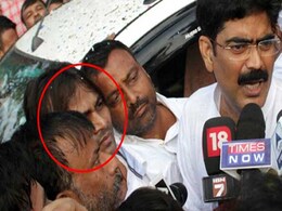 Spotted In Photo With Ex-Lawmaker Shahabuddin, A Sharpshooter On The Run Spotted In Photo With Ex-Lawmaker Shahabuddin, A Sharpshooter On The Run