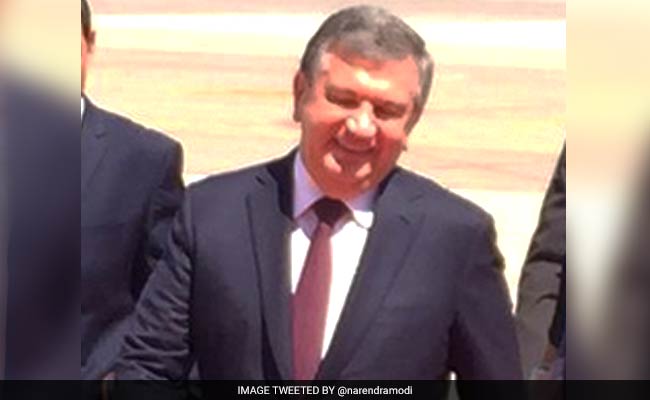 Uzbekistan Appoints PM Shavkat Mirziyoyev As Interim President