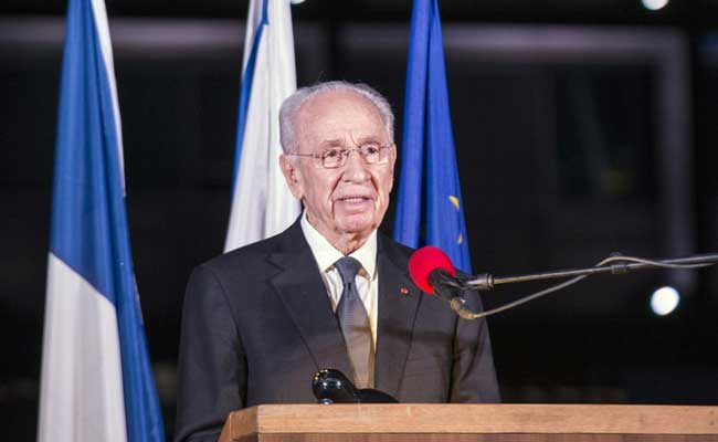 Israel's Former President Shimon Peres In Critical Condition After 'Major' Stroke