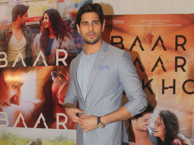 Sidharth Malhotra Turns Rapper on TV Show