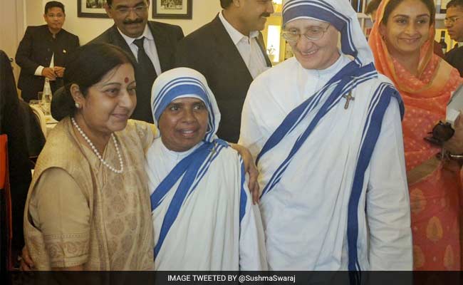 Sister Mary Sally Meets Sushma Swaraj In Vatican