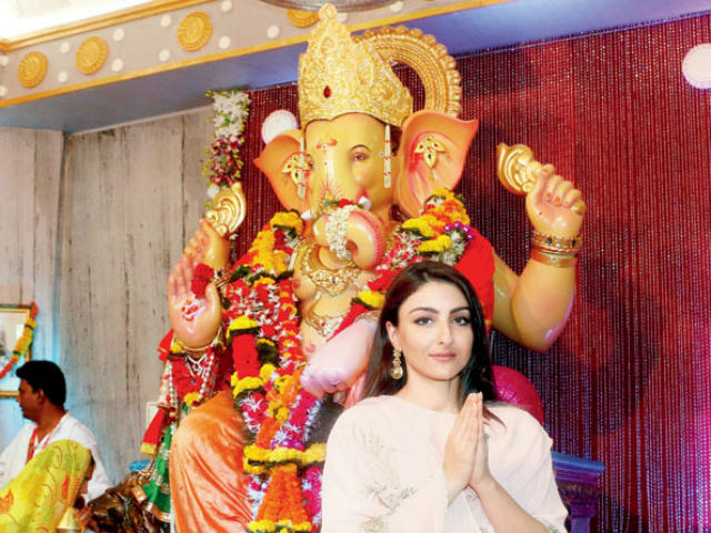 Soha Ali Khan 'Attacked' By Online Bullies For Celebrating Ganesh Chaturthi