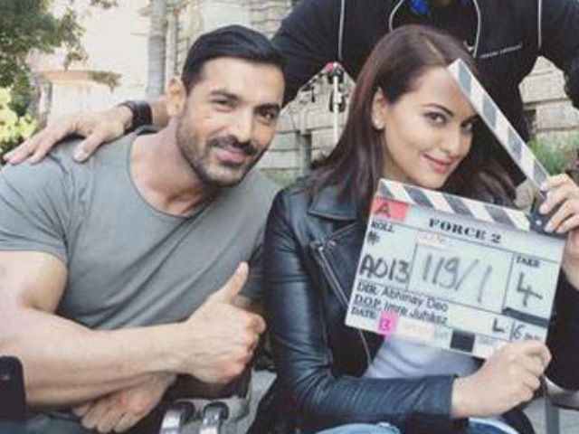John Abraham's Message to 'Best Action Hero' Sonakshi and <I>Akira</i>